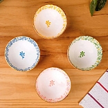 Tazones con palitos chinos