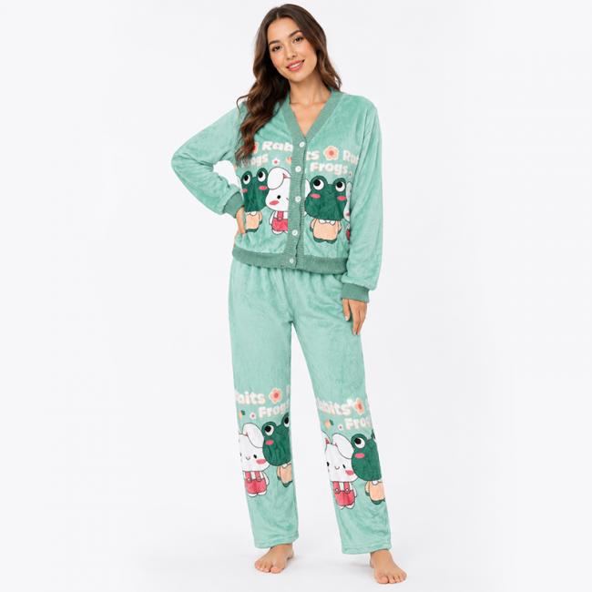 Pijama de felpa para mujeres