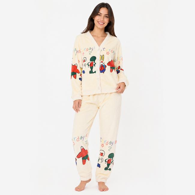 Pijama de felpa para mujeres